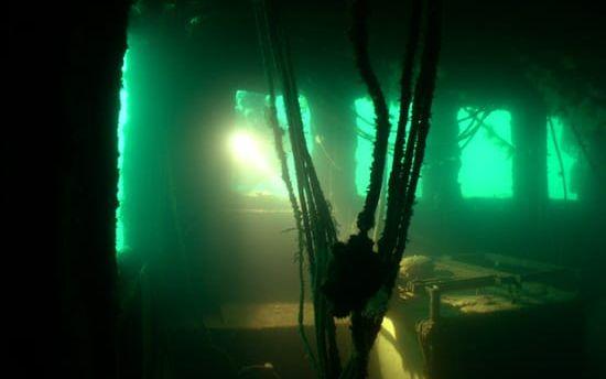 iskefartyget Thetis ligger på 30 meters djup utanför Kungshamn. Fler bilder finns på dykaren.nu. Bild: Magnus Andersson