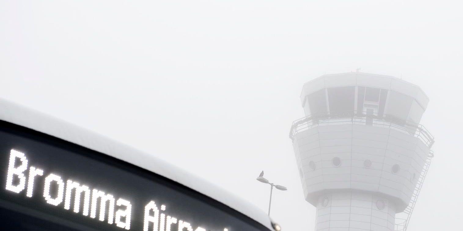Tjock dimma i Stockholm gjorde att planen inte kunde landa på Bromma flygplats. Arkivbild.