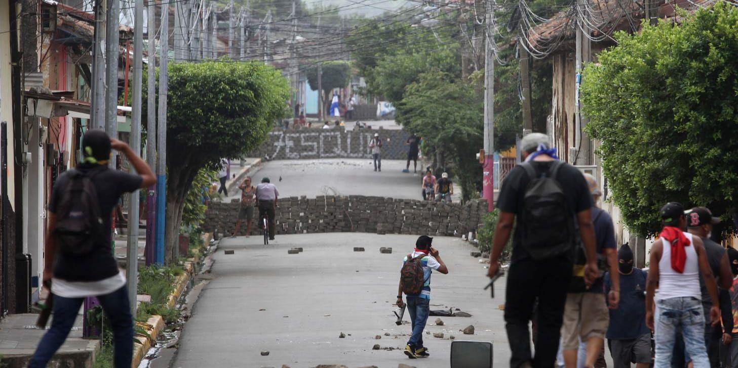 Barrikader som rests av oppositionella till president Daniel Ortega i staden Masaya i Nicaragua. Arkivbild.