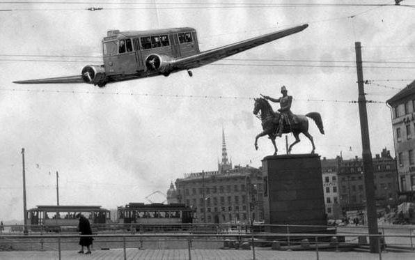 Frågan är hur många som gick på det här sprattet den 1 april 1950. Då skrev Dagens Nyheter attflygande spårvagnarskulle börja trafikera centrala Stockholm. Foto: TT
