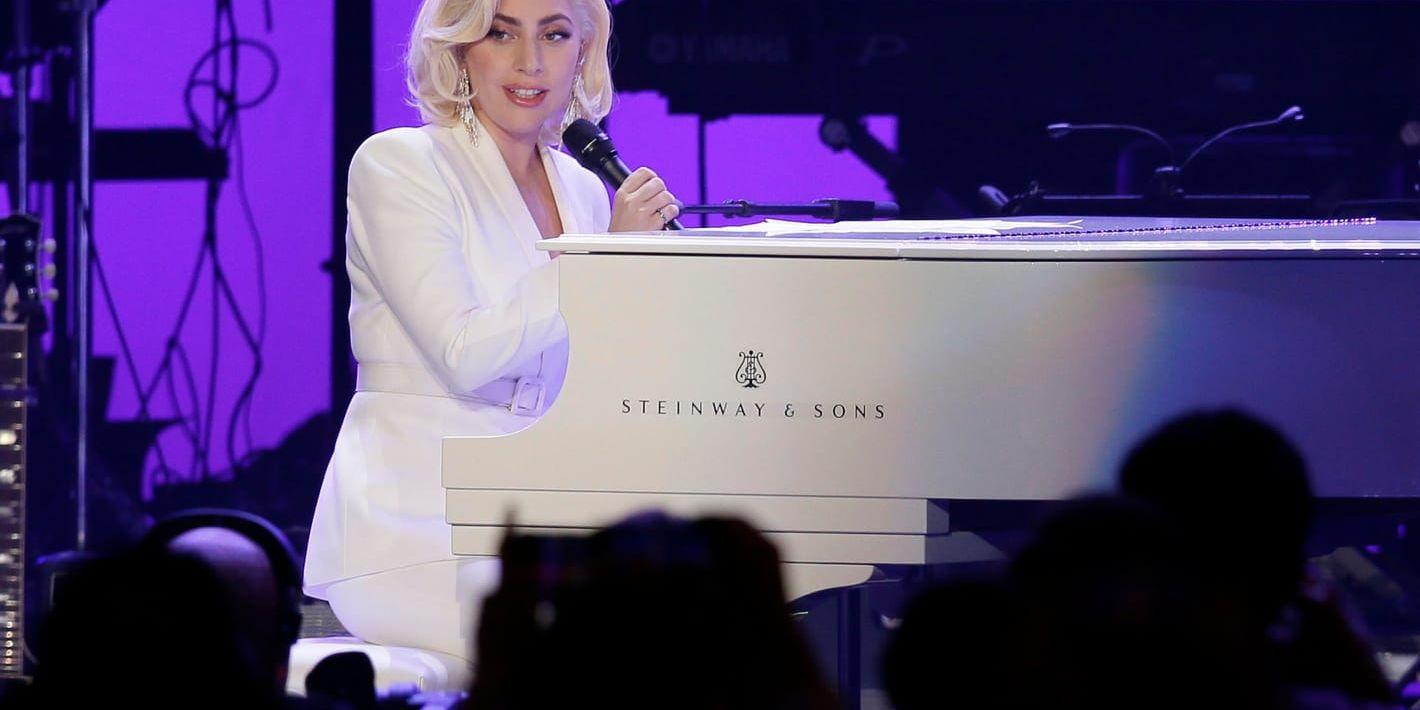 Lady Gaga är en av flera artister som uppträder på den amerikanska Grammygalan i januari. Arkivbild.