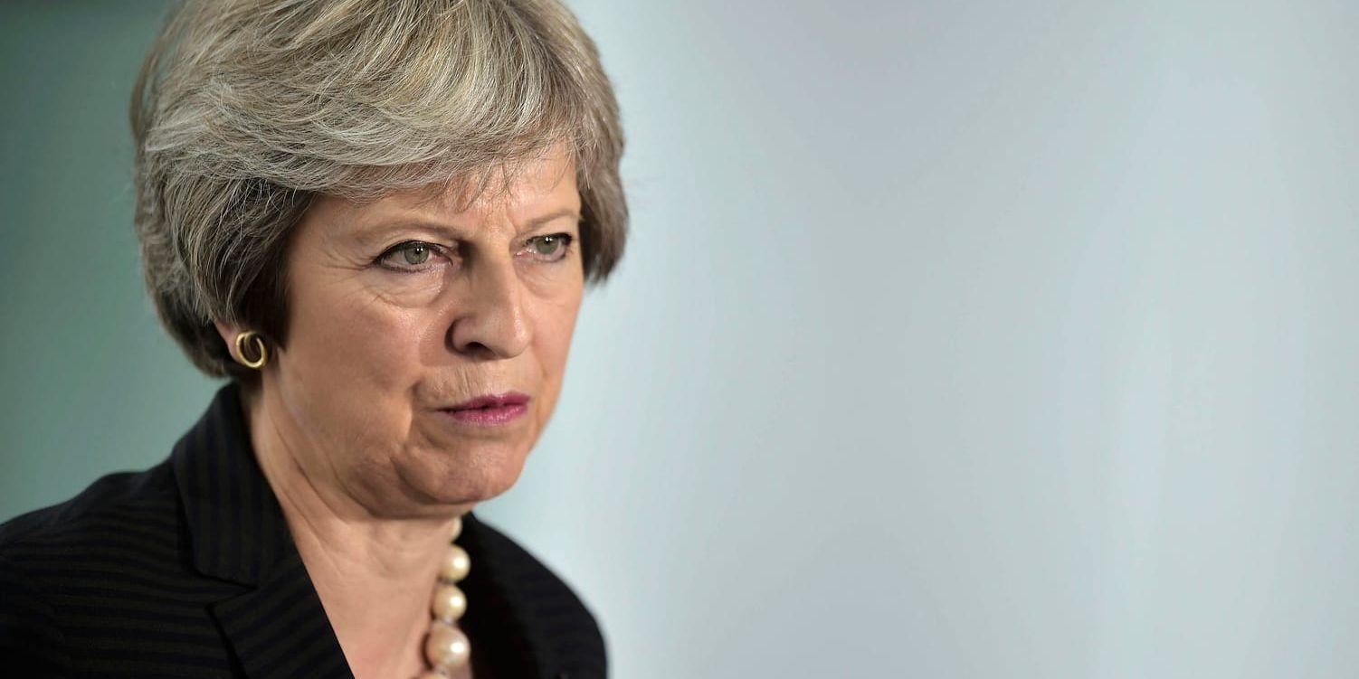 Storbritanniens premiärminister Theresa May är inrikespolitiskt hårt pressad inför slutskedet i förhandlingarna om det brittiska EU-utträdet. Arkivbild.