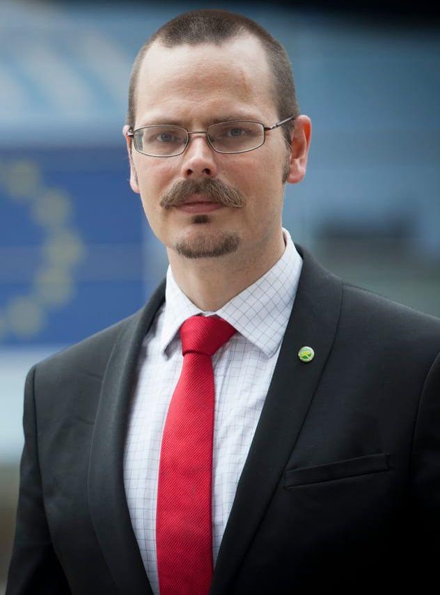 
    <strong>Max Andersson</strong> (MP),EU-parlamentariker
   