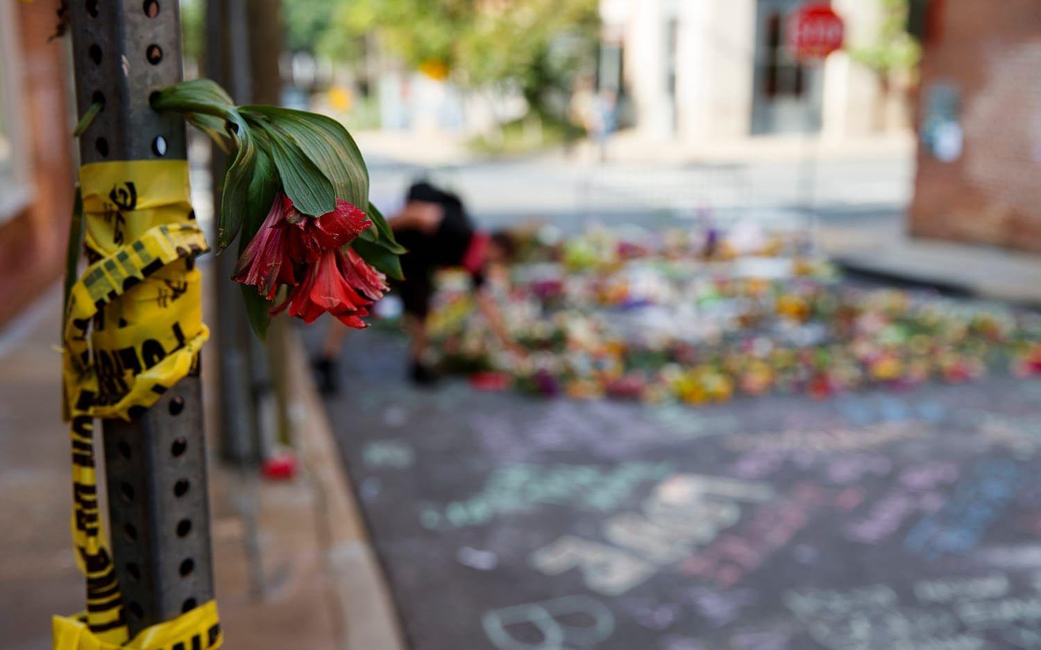 En nu gropen nazist misstänks för att ha kört ihjäl en kvinna vid oroligheterna i Charlottesville. FOTO: AP
