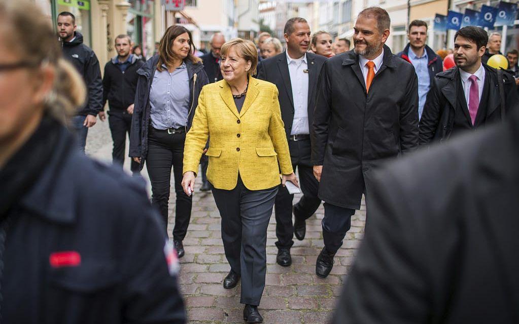Angela Merkel, CDU, under valkampanjen i staden Stralsund. Bild: TT