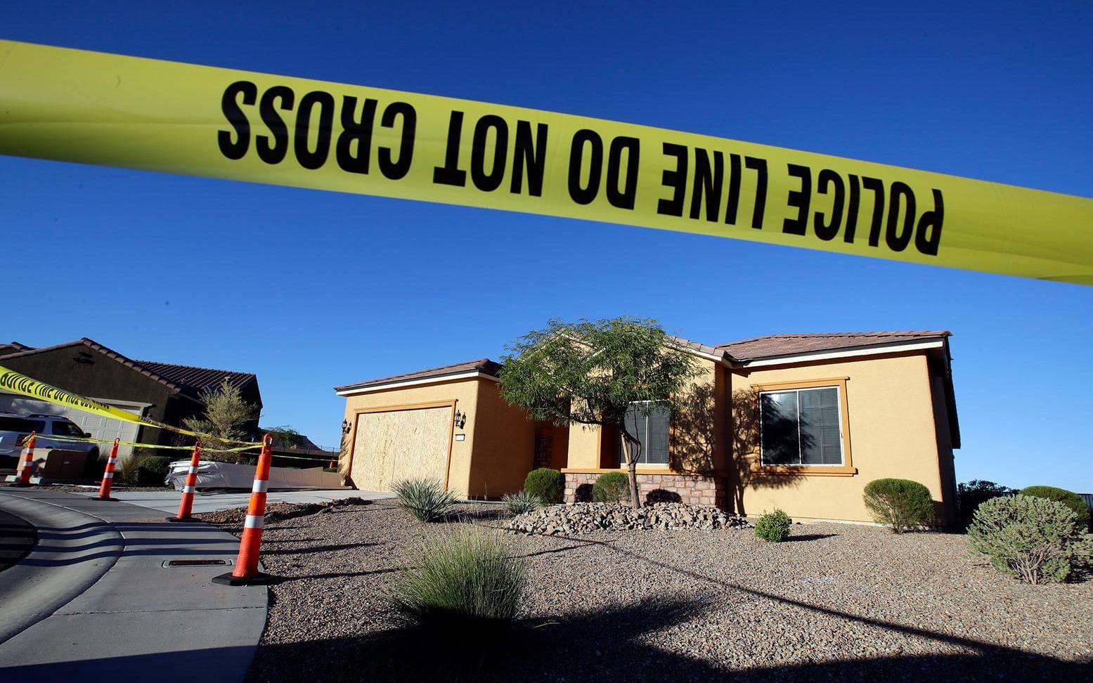 Den misstänkte massmördarens hem i Misquite, där polisen fann en vapengömma. FOTO: AP
