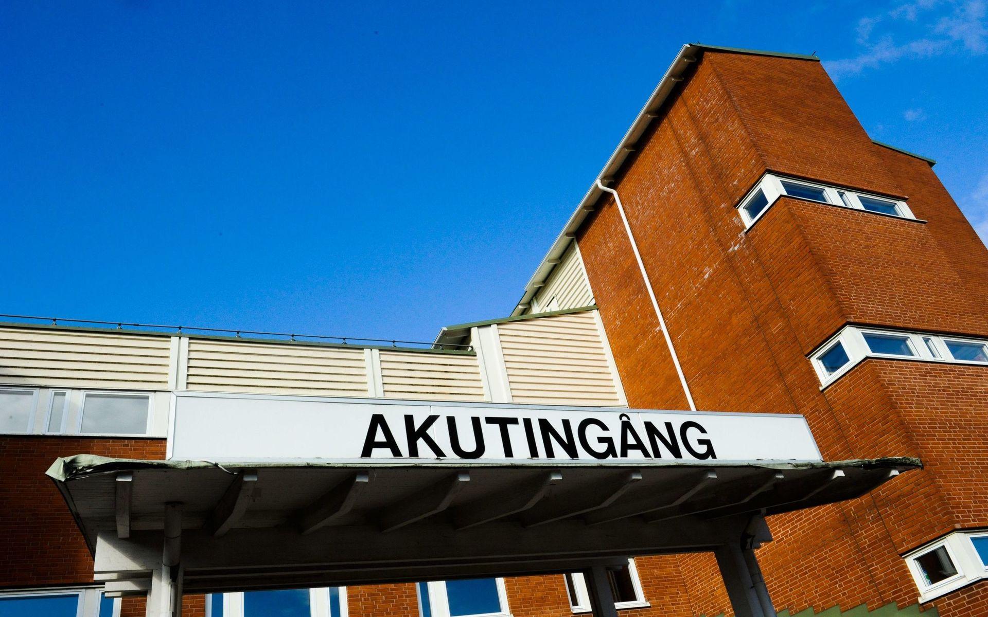Sahlgrenska universitetssjukhuset i Mölndal får skarp kritik sedan en gravid kvinna avlidit.