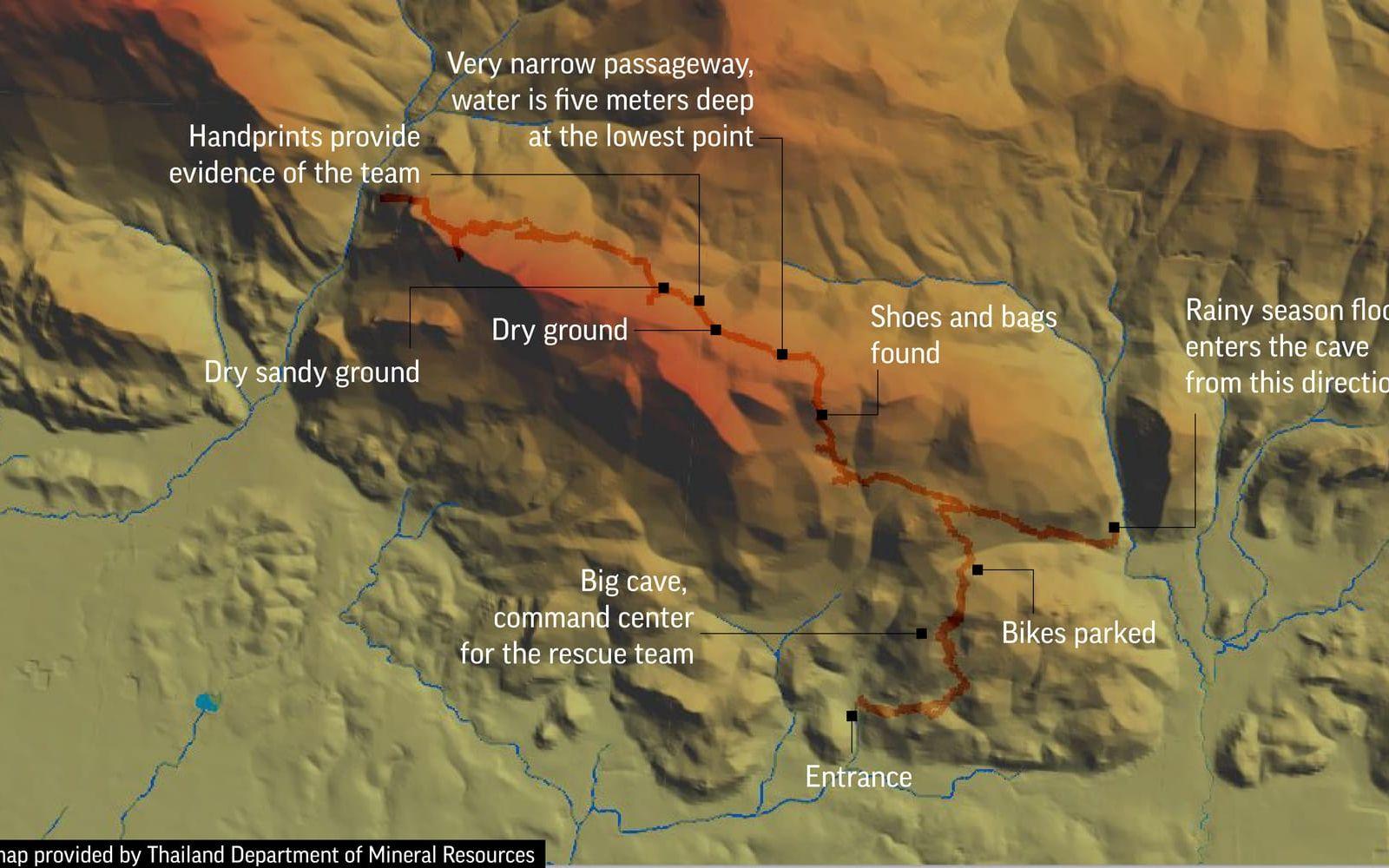 En topografisk karta töver grottorna inklusive ingång, vattenföde och torr mark. 