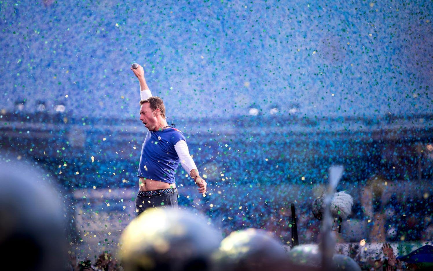 2017. Chris Martin och hans Coldplay triumferande inför två utsålda arenor. BILD: Björn Larsson Rosvall