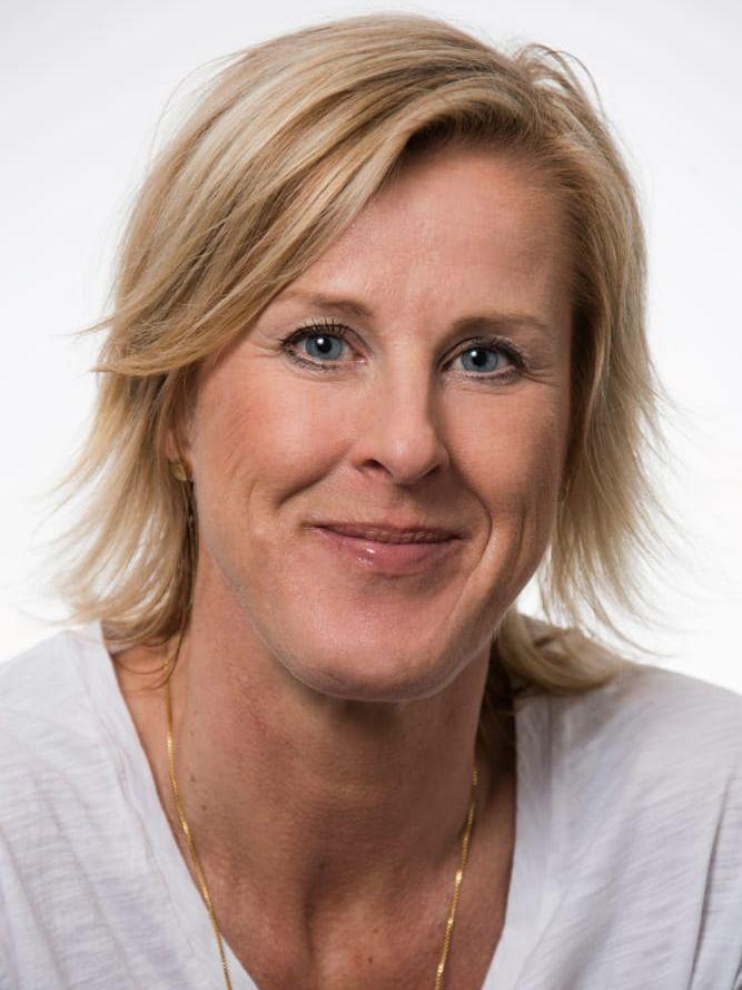 
    <strong>Åsa Fahlén</strong>
    <br> förbundsordförande i Lärarnas Riksförbund
   </br>