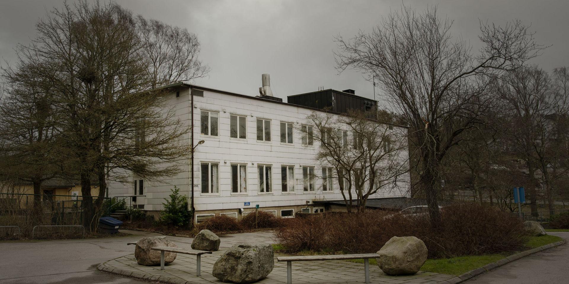 Flera av Monica Crusners klienter placerades på Vidkärrs barnhem i Göteborg där regelverket var omvittnat hårt.
