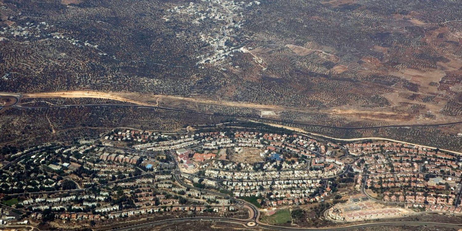 Ett flygfoto över bosättningen Ariel på Västbanken. Arkivbild.
