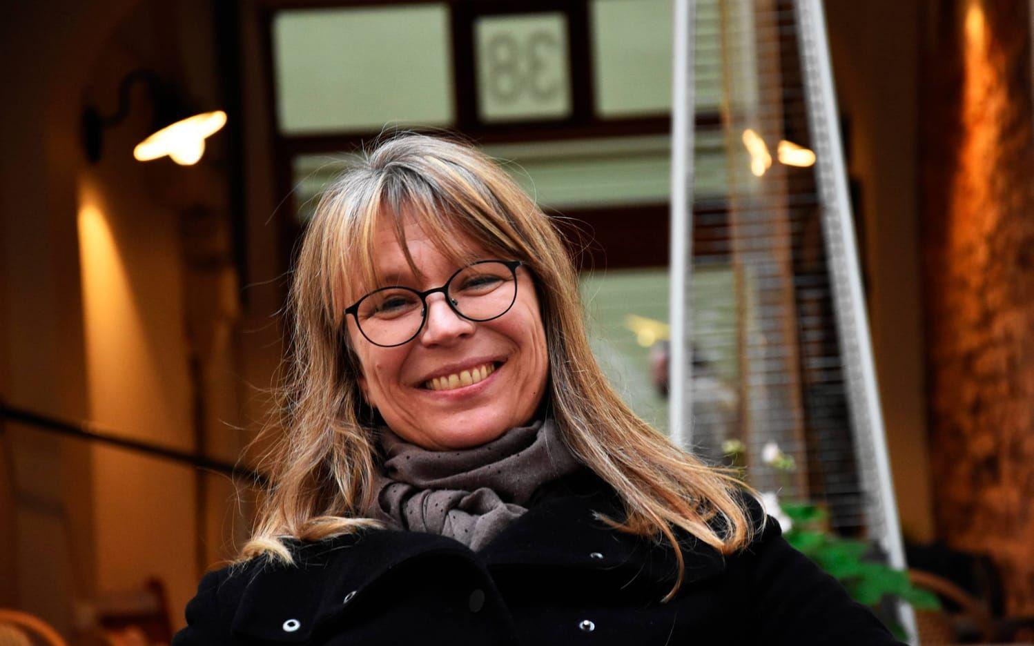 Catherine Hansson spelade polisen Lena i den populära tv-serien Tre Kronor (1994-1999). Numera arbetar hon på Balettakademien i Göteborg där Catherine undervisar i scenframställning med fokus på språklig gestaltning. Bild: Jan Larsson