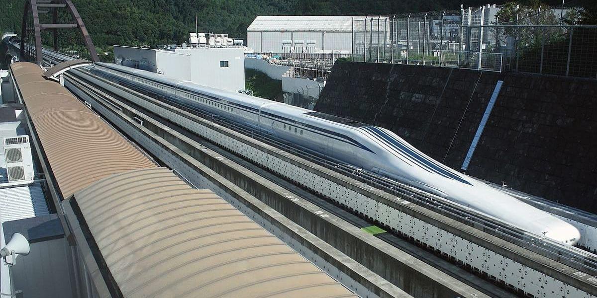 Maglevtåget som Central Japan Railway Company (JR Central) utvecklar på Yamanashi testbana i Japan.