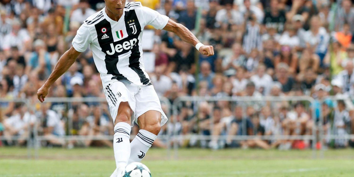 Juventus stjärnförvärv Cristiano Ronaldo lär Serie A-debutera borta mot Chievo på lördag. Arkivbild.