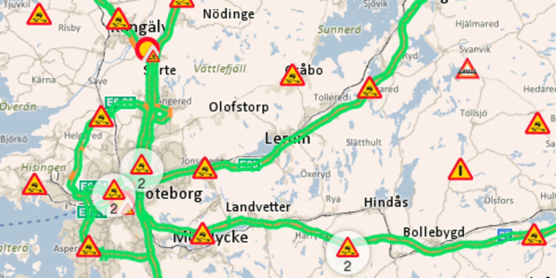 Vid 14.30-tiden varnade Trafikverket via hemsidan trafiken.nu för halt väglag i hela Göteborgsområdet. (Trafiken.nu är samarbete mellan Trafikverket, Göteborgs Stad och Västtrafik.)