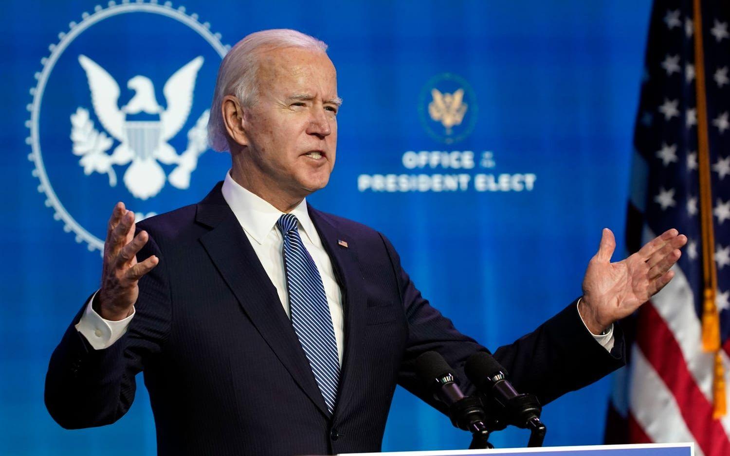 Den tillträdande presidenten Joe Biden kallar de senaste dagarna för de mörkaste i landets historia.