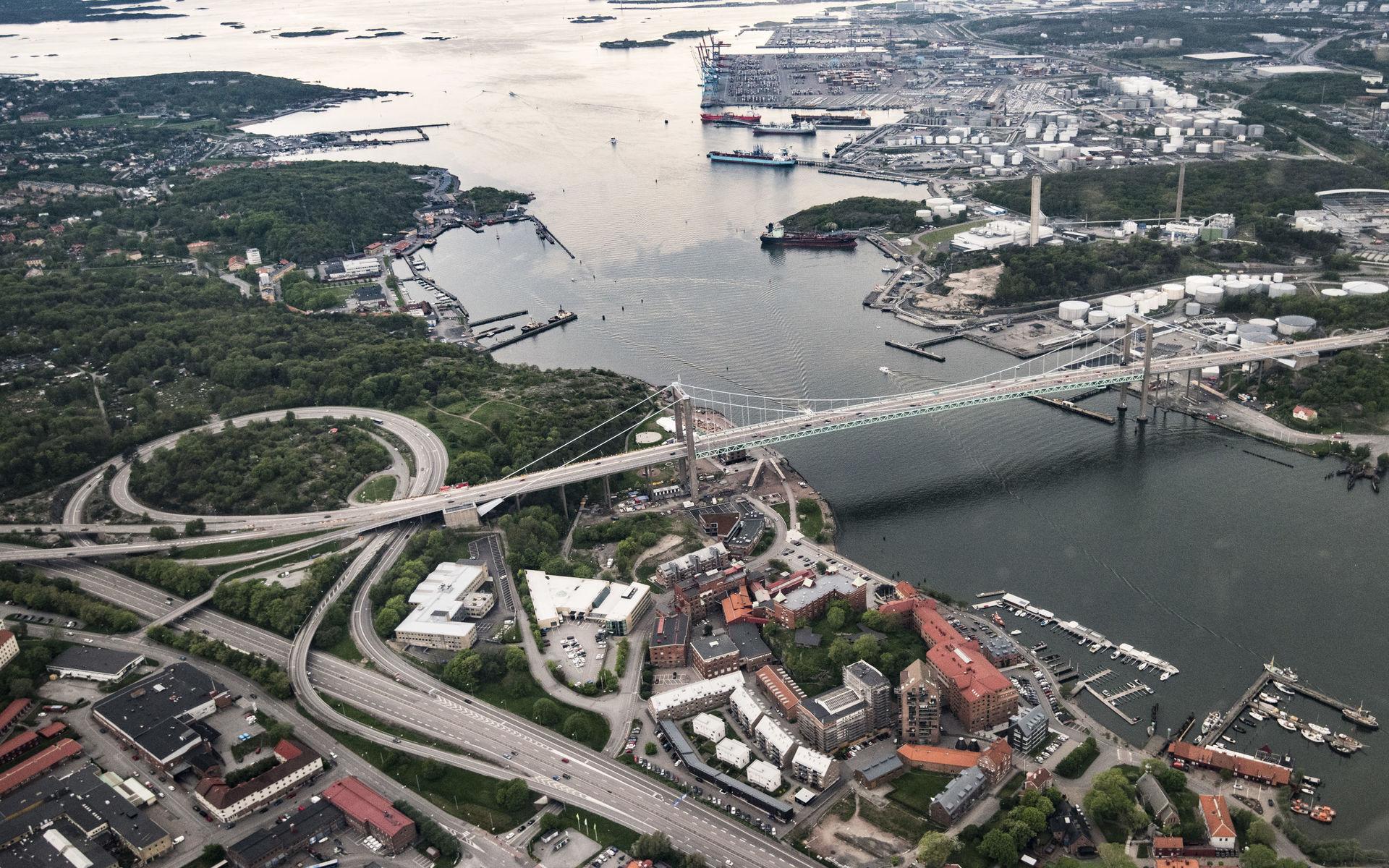 Hotel Waterfront vid Älvsborgsbron, nere till höger i bilden.