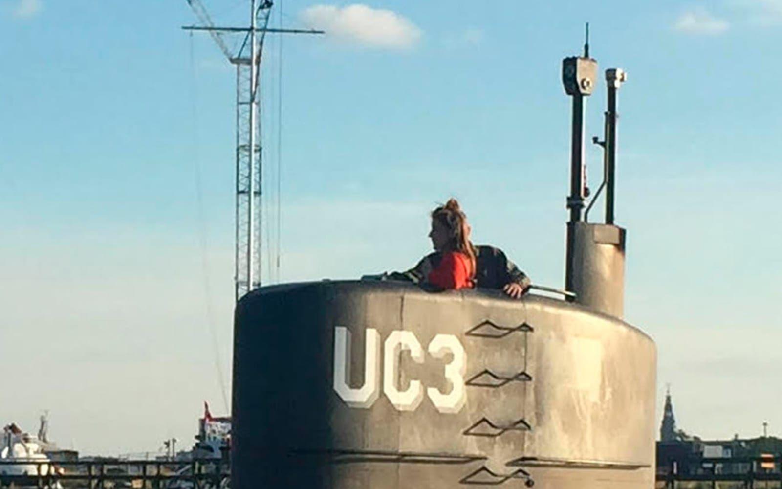 Vid 19-tiden den 10 augusti 2017 lämnar UC3 Nautilus hamnen i Köpenhamn. Ombord finns den svenska journalisten Kim Wall och ubåtsbyggaren Peter Madsen. Wall skulle göra ett reportage om Madsen. På natten slår Walls partner larm om att ubåten inte har återvänt. Tidigt på morgonen påbörjas sökandet. FOTO: Anders Valdsted/NTB/TT
