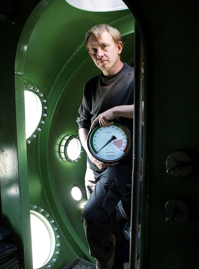 Peter Madsens i sin ubåt 2018. Ubåtskonstruktören står nu inför rätta misstänkt för bland annat mord.Bild: TT

