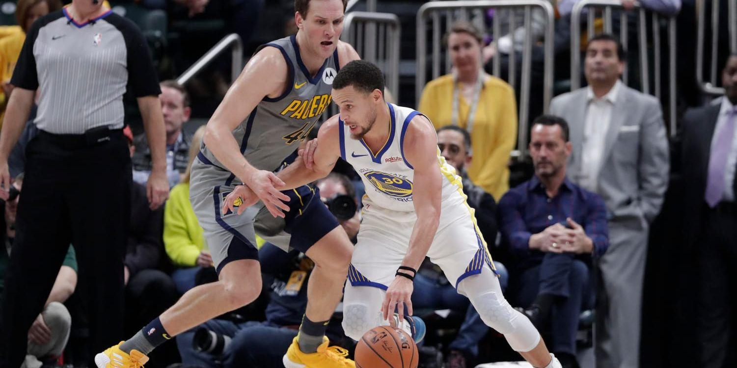 Stephen Curry gjorde 26 poäng när Golden State Warriors slog Indiana Pacers inatt. Jonas Jerebko fanns inte på planen.