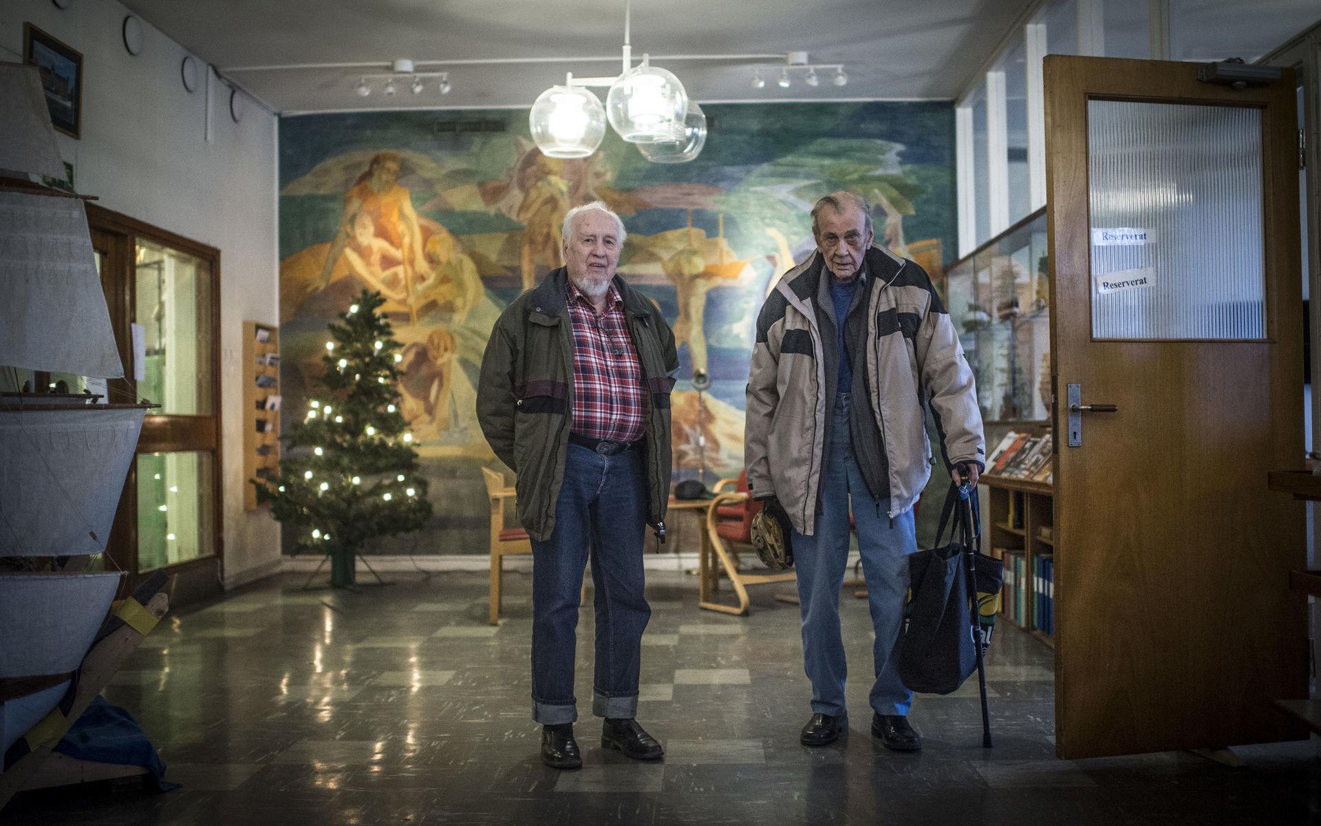 Stammisar i trettio år. Sjömännen Börje Eriksson, 86, och Billy Svensson, 87, sörjer att restaurang Kuling och hela Sjömanskyrkan nu läggs ner.