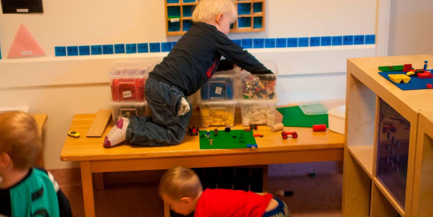 Pressad situation. Flera förskolor i Göteborg har tvingats uppmana föräldrarna att hämta sina barn på grund av personalbrist.