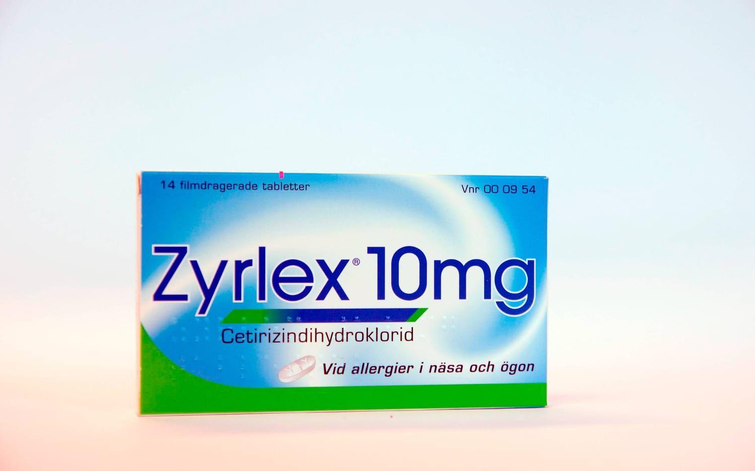Kostar 4,83 kr/tablett. Aktiv substans cetirizindihydroklorid.