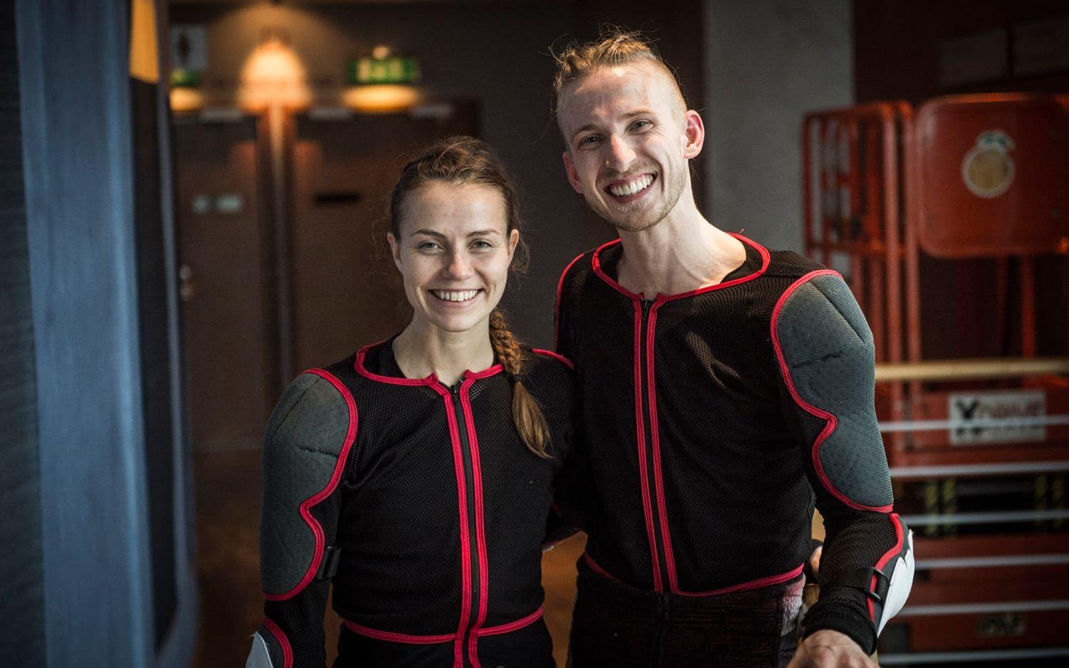 Emilia Gisladotti och Duncan Schultz är två av de sexton dansarna. Bild: Olof Ohlsson