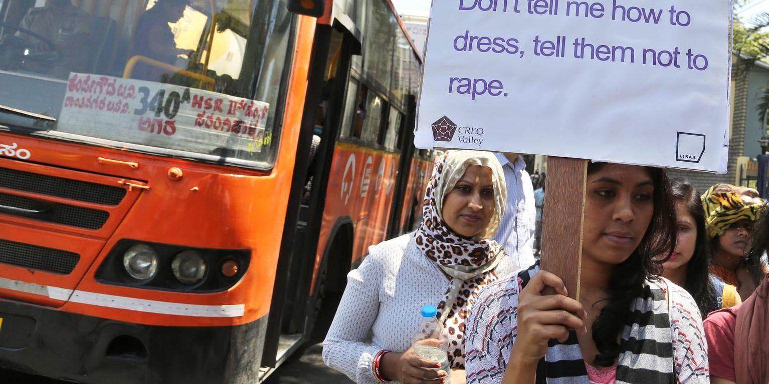 Våldtäkt har blivit en viktig nationell fråga i Indien sedan en 23-årig kvinna våldtogs och mördades på en buss i Delhi 2012. Sedan dess har hårdare lagar införts.