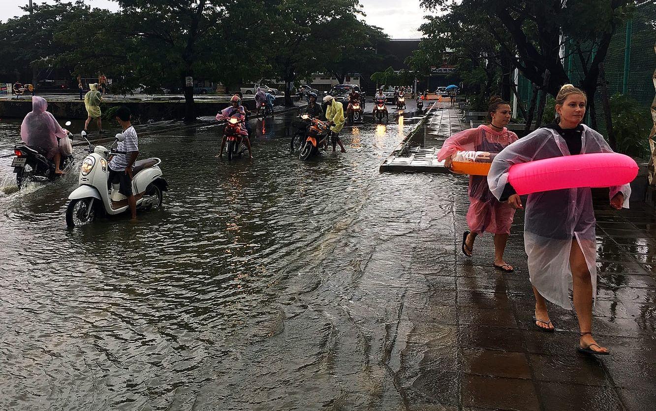Bland de översvämningsdrabbade områdena i Thailand finns den populära turistorten Koh Samui. FOTO: TT