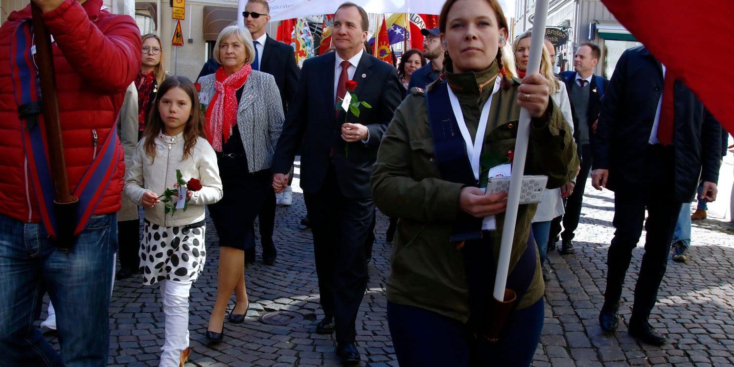 Socialdemokraternas partiledare Stefan Löfven med hustrun Ulla i Göteborg på söndagen.