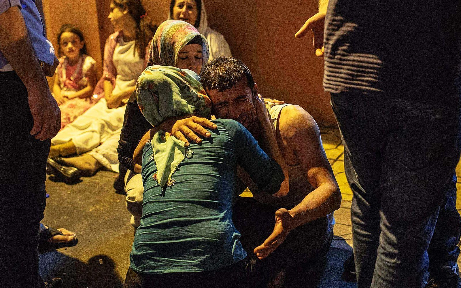 Terrordåd mot bröllop i sydostturkiska Gaziantep. BILD: AFP