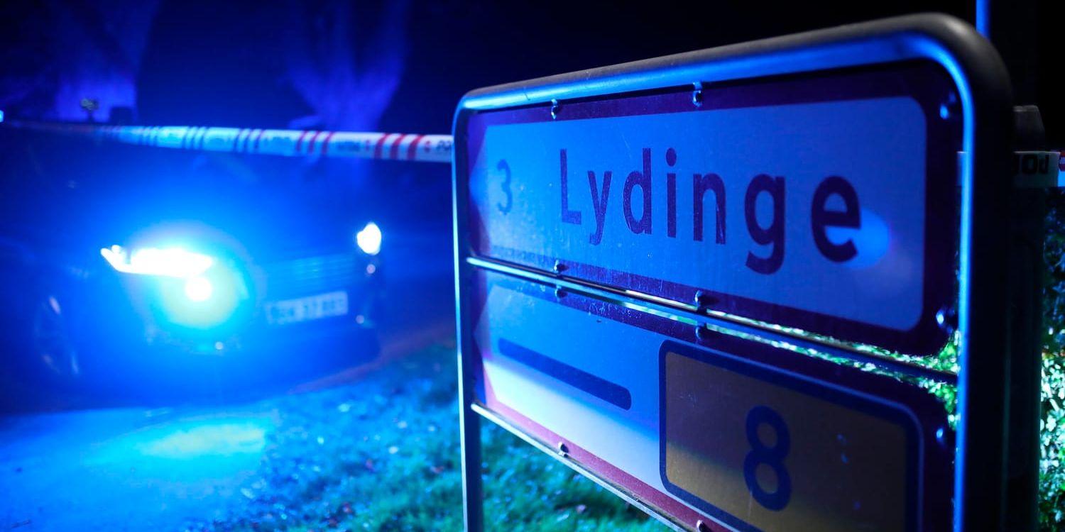 Danska polisen har gjort tillslag mot en gård på Fyn som kan ha koppling till fallet.