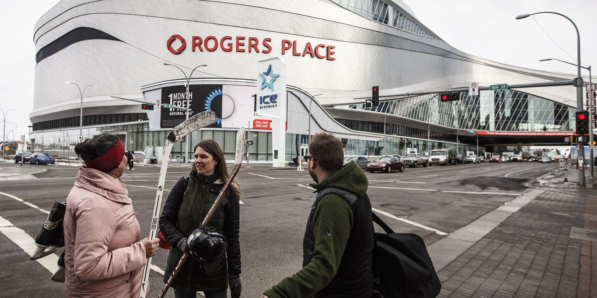 Provinsen Albertas ledare vill att NHL ska undantas från de kanadensiska reserestriktionerna så att Edmonton kan få arrangera slutspelsmatcher i sin arena Rogers Place. Arkivbild.