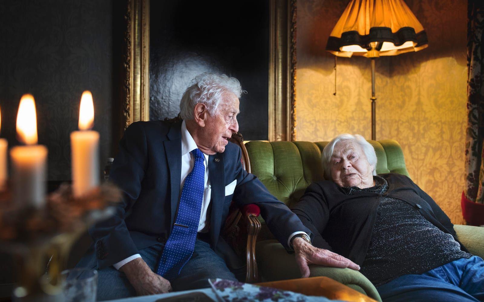 Leon och Ester Rytz överlevde nazisternas dödsläger. Nu har det gått 75 år.Sandared, utanför Borås.