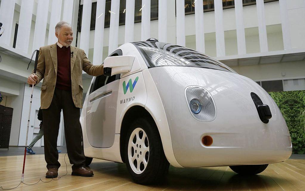 Bolaget som utvecklat den mest avancerade tekniken kring självkörande bilar är dock Google, enligt Volkswagens Thomas Form.