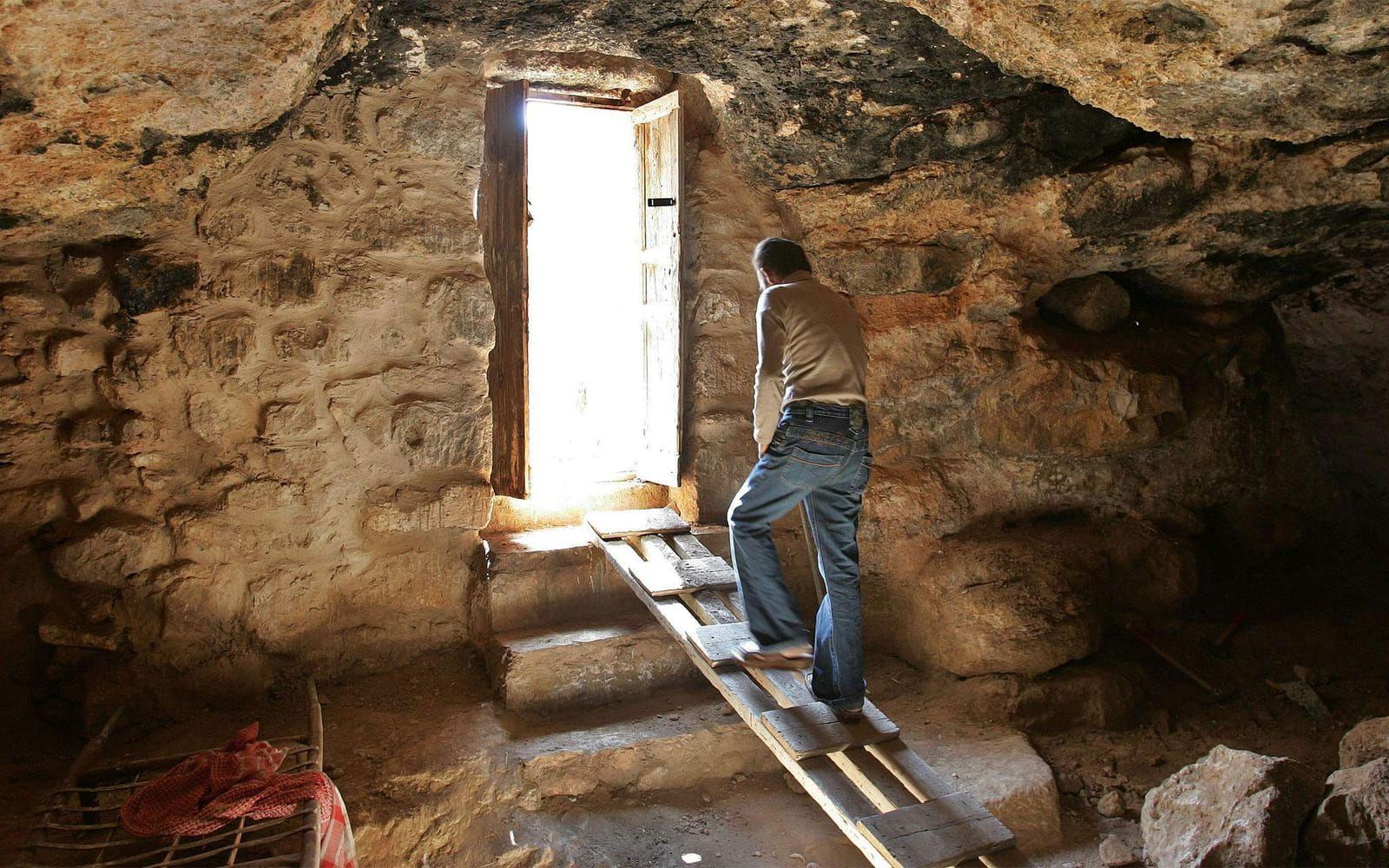 <strong>VÄRLDENS ÄLDSTA KRISTNA KYRKA?</strong> Sankt Georgeous kyrka från 200-talet i Jordanien är redan en av världens äldsta kyrkor. 2008 hittade man en grotta under kyrkan som kan ha använts som hemlig kyrka så tidigt som 33 till 70 efter Jesus födelse. Foto: TT