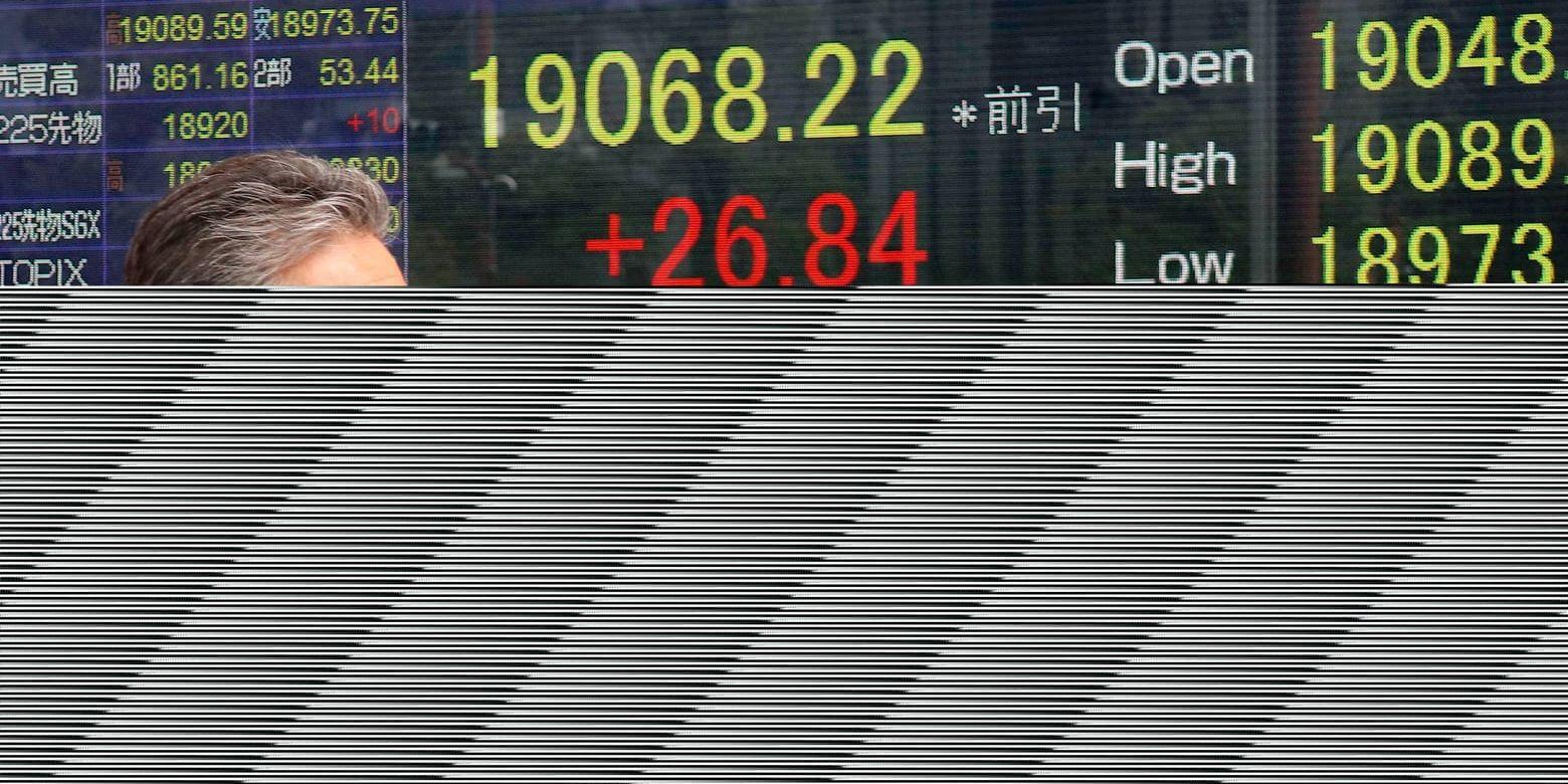 Börserna i Tokyo och Shanghai steg i dag.