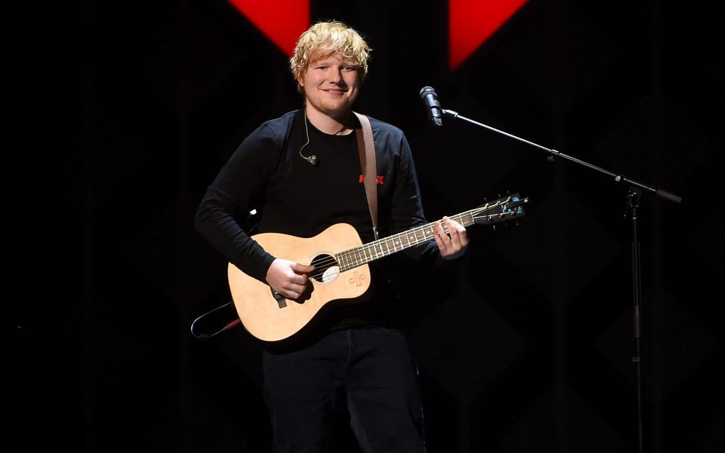 Ed Sheeran vinner både mest spelade låt och artist 2017.
