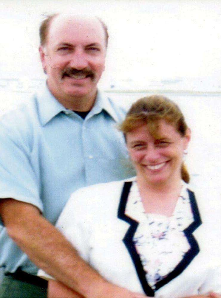 Donald Ditullio, 49, och Janis Lasden, 46, var två av passagerarna på American Airlines flyg som kraschade in i tvillingtornen. Arkivbild: TT