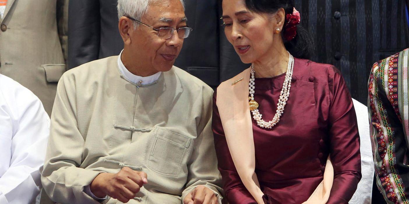 Burmas president Htin Kyaw tillsammans med landets egentliga ledare Aung San Suu Kyi. Arkivbild.