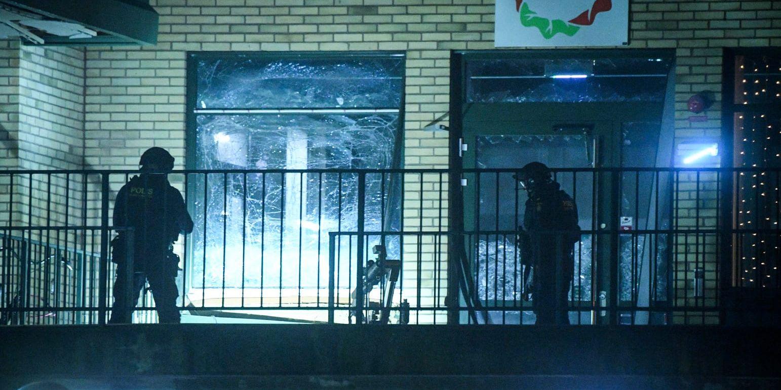 På kvällen den 21 januari skedde en explosion vid en kontorsbyggnad i Malmö. Nu sitter en man i 30-årsåldern misstänkt för allmänfarlig ödeläggelse. Arkivbild.