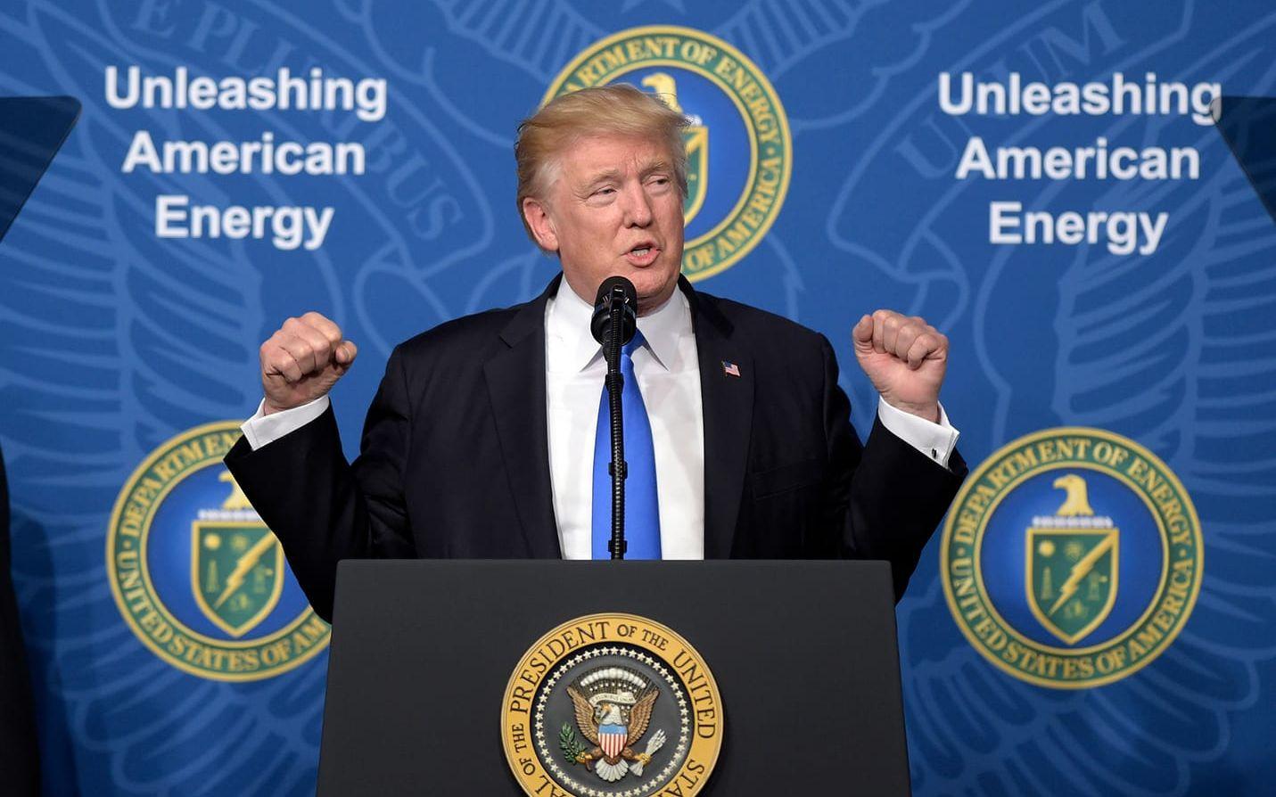 President Donald Trump talar på Energidepartementet i Washington den 29 juni 2017. FOTO: Susan Walsh/AP
