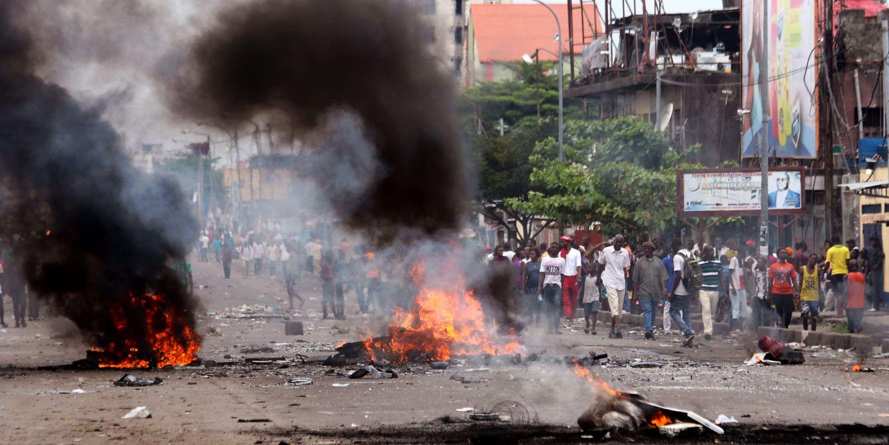 Härjat land. Våldsamma protester i huvudstaden Kinshasa förra året mot regimen under president Joseph Kabila. Krisen i landet fortsätter med strider, politisk oro, rättsövergrepp och miljoner invånare på flykt från sina hem.