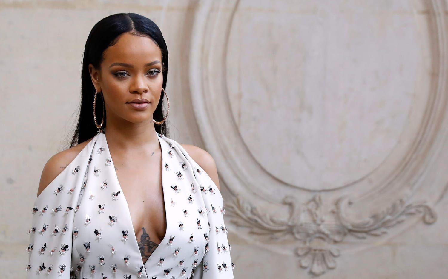 Rihanna inför Christian Dior fashionshow i Paris förra veckan.Bild: Patrick Kovarik