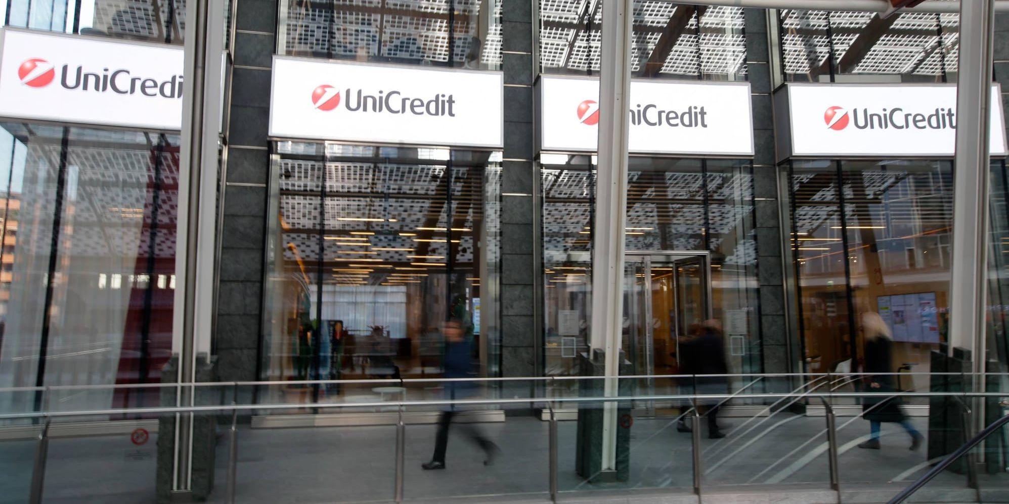 Den italienska banken Unicredit tillhörde förlorarna på Milanobörsen. Arkivbild.