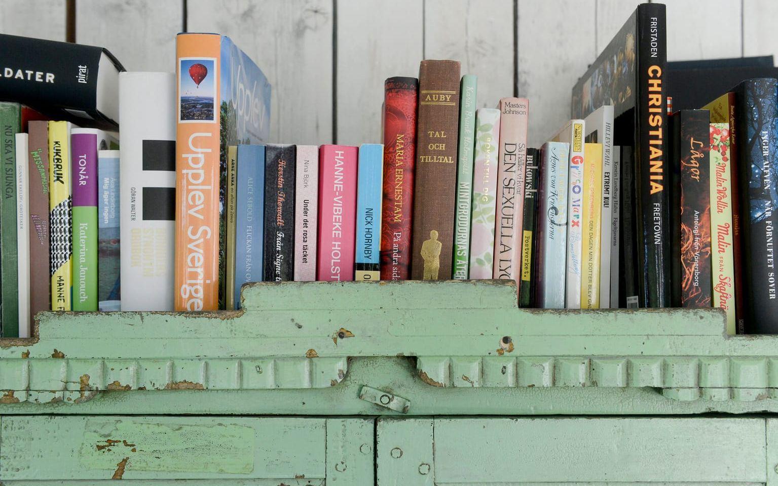Ett skåp kan förvandlas till en bokhylla längst upp. Foto: Leif R Jansson/TT