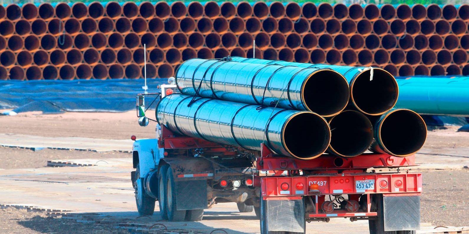 Rör till oljeldningen Dakota Access Oil Pipeline, som ska sträcka sig genom delstaterna North Dakota, South Dakota, Iowa och Illinois. Arkivbild.