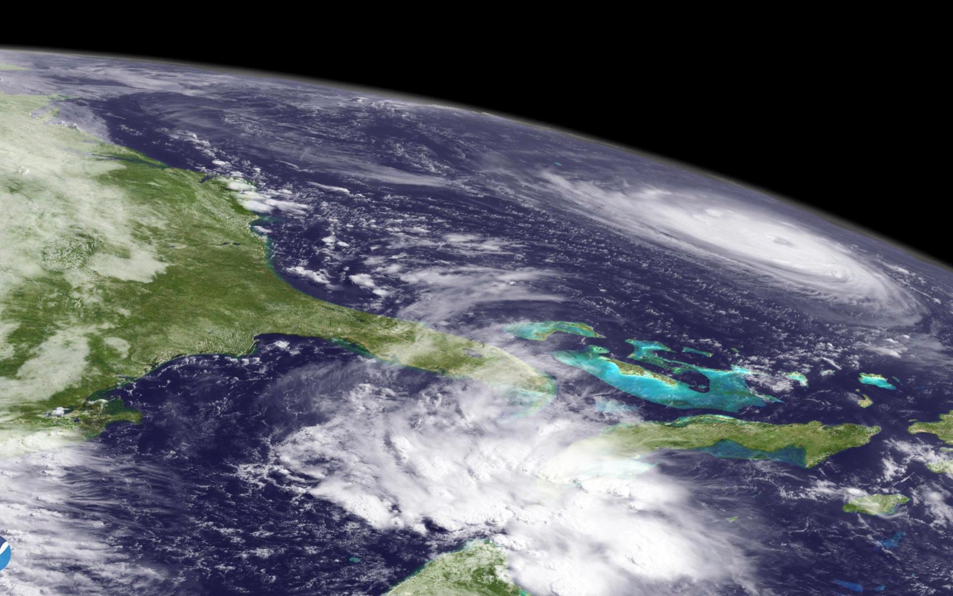 En satellitbild visar &quot;Florences&quot; orkanvirvel i Atlanten.